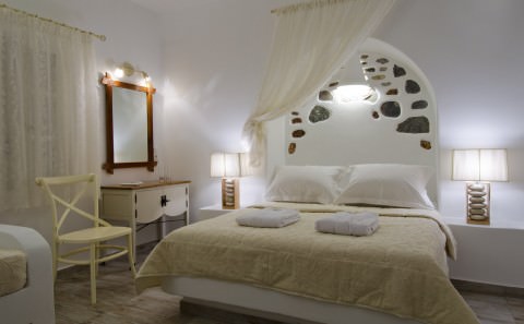 Aspalathras White Hotel Folegandros