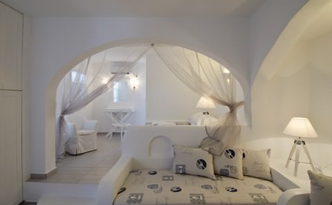 Aspalathras White Hotel Folegandros