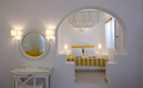 Aspalathras White Hotel Folegandros
